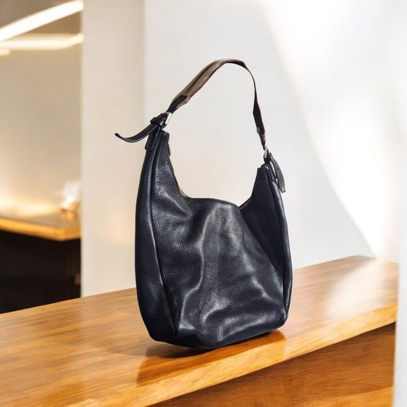 Vintage Burberry Black Pebbled Leather Hobo Shoulder Bag - Picture 16 of 16